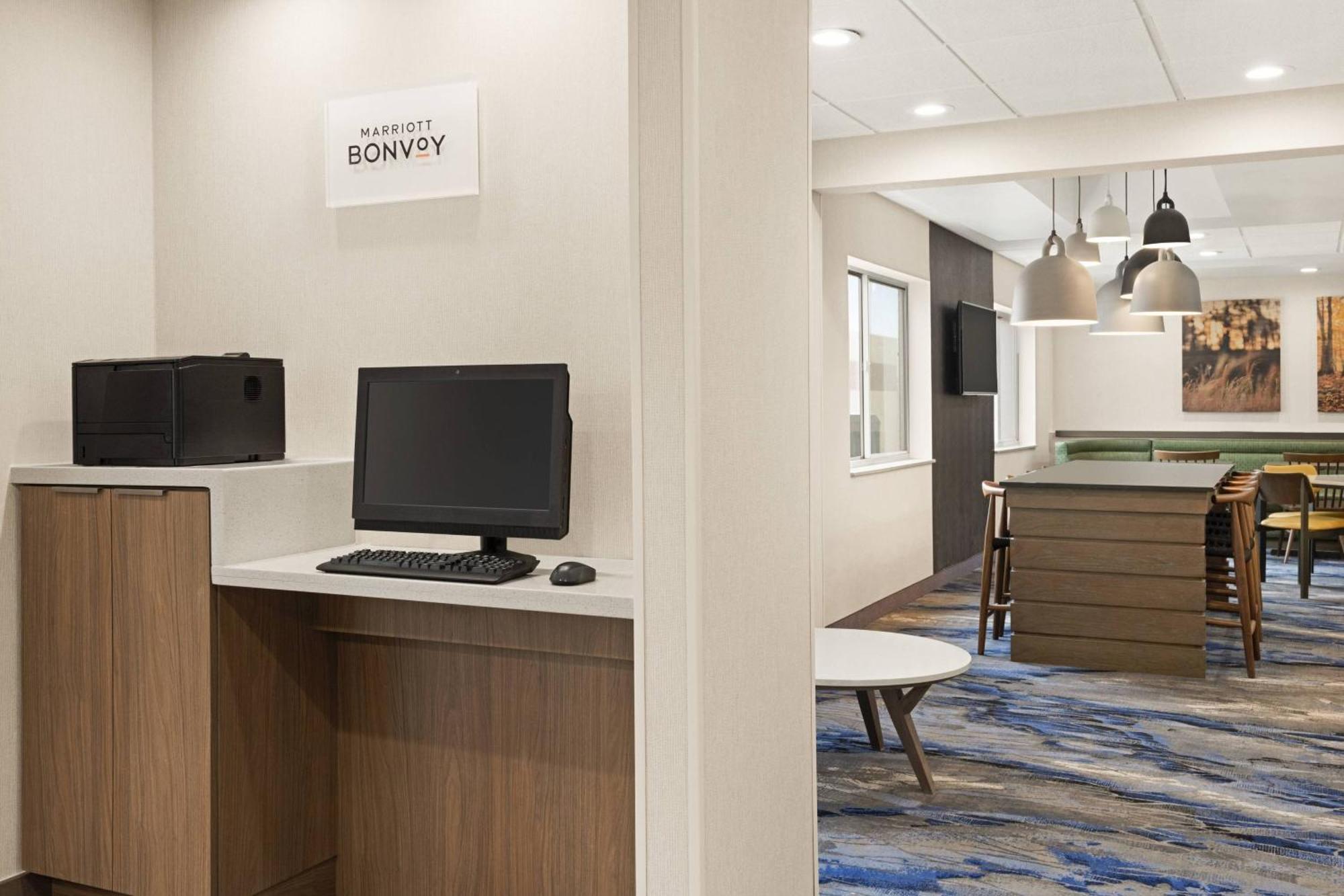 Fairfield Inn By Marriott Warren Niles Exteriér fotografie