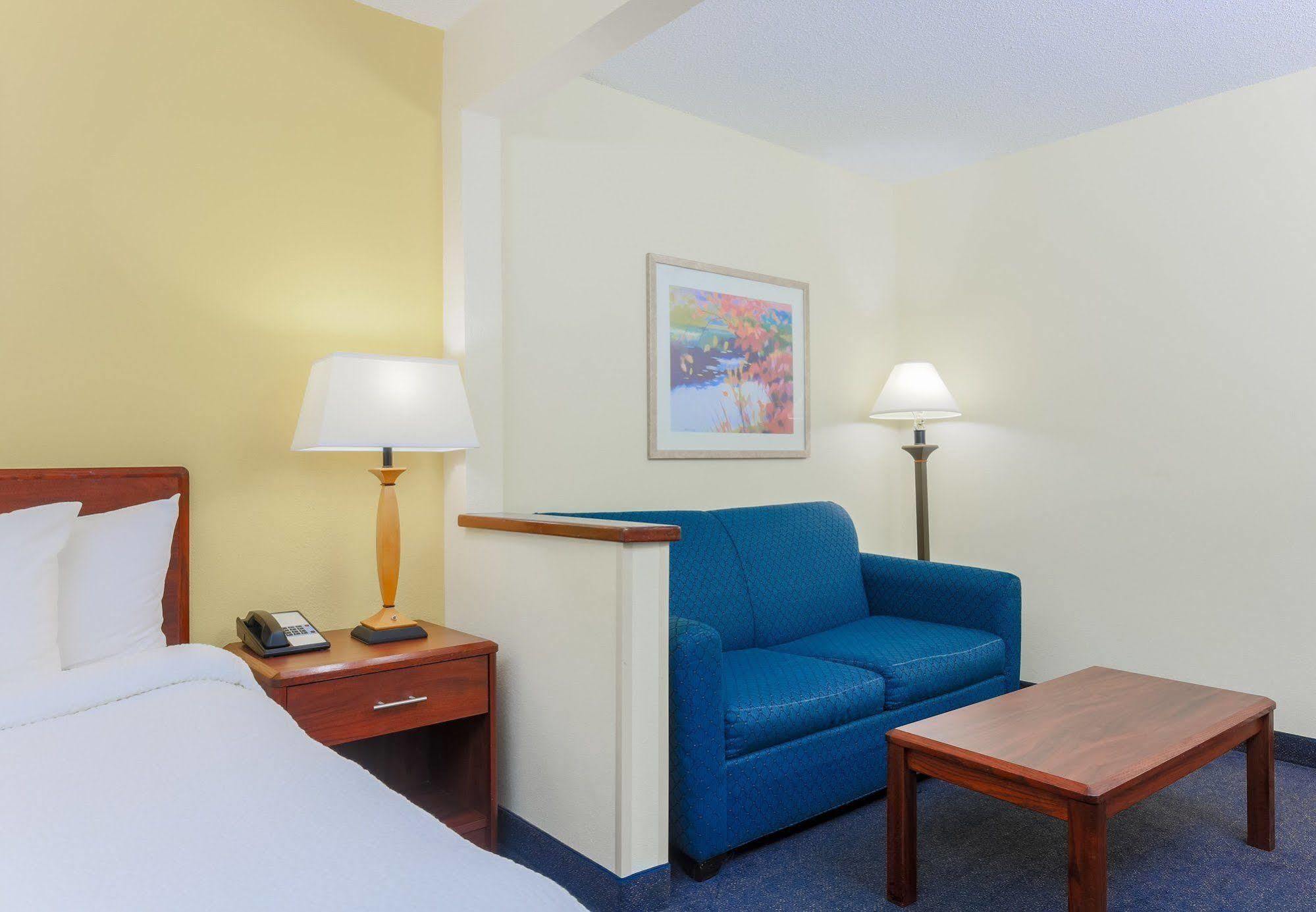 Fairfield Inn By Marriott Warren Niles Exteriér fotografie