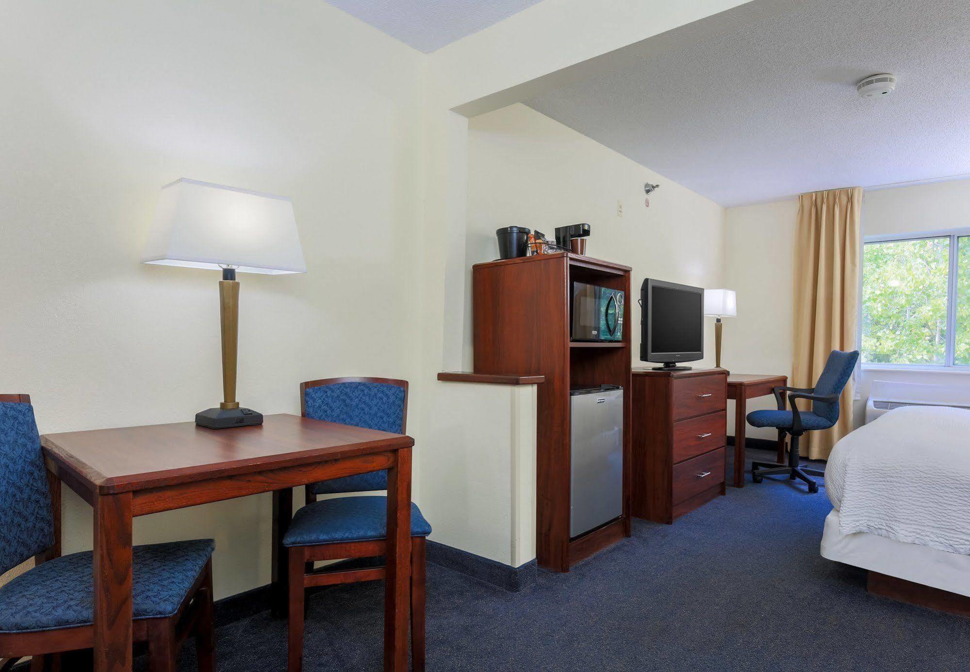 Fairfield Inn By Marriott Warren Niles Exteriér fotografie